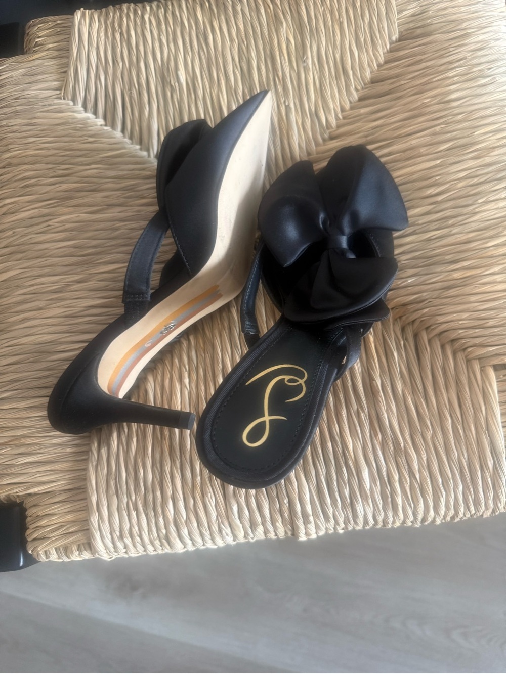 Sam Edelman Black Satin Bow Pointed-Toe Slip-On Heels - Picture 4 of 7